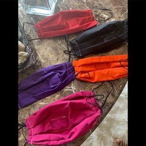 Face mask with straw hole